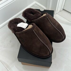Men’s Ugg scuff size 13 NWT